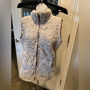 DAVI & DANI Soft Cream Sherpa Vest Sz S